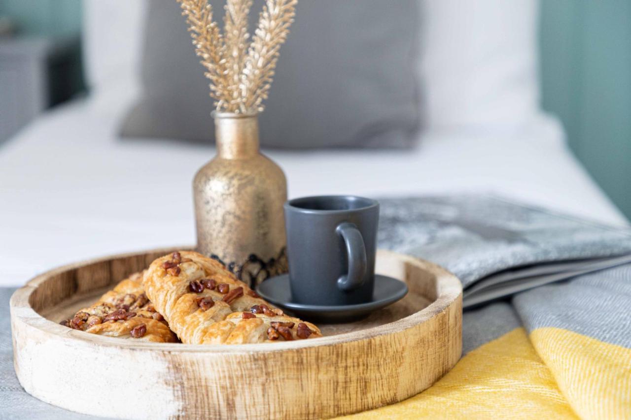 Flat 2 Fairfax Place - Modern Stylish Flat With Plenty Of Charm In Central ダートマス エクステリア 写真